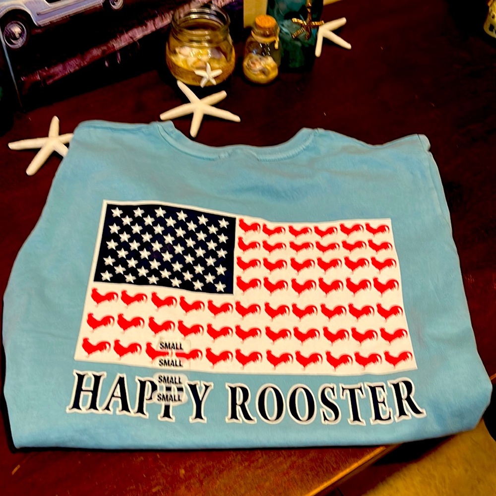 Happy Rooster size Small American Flag T-shirt NWT